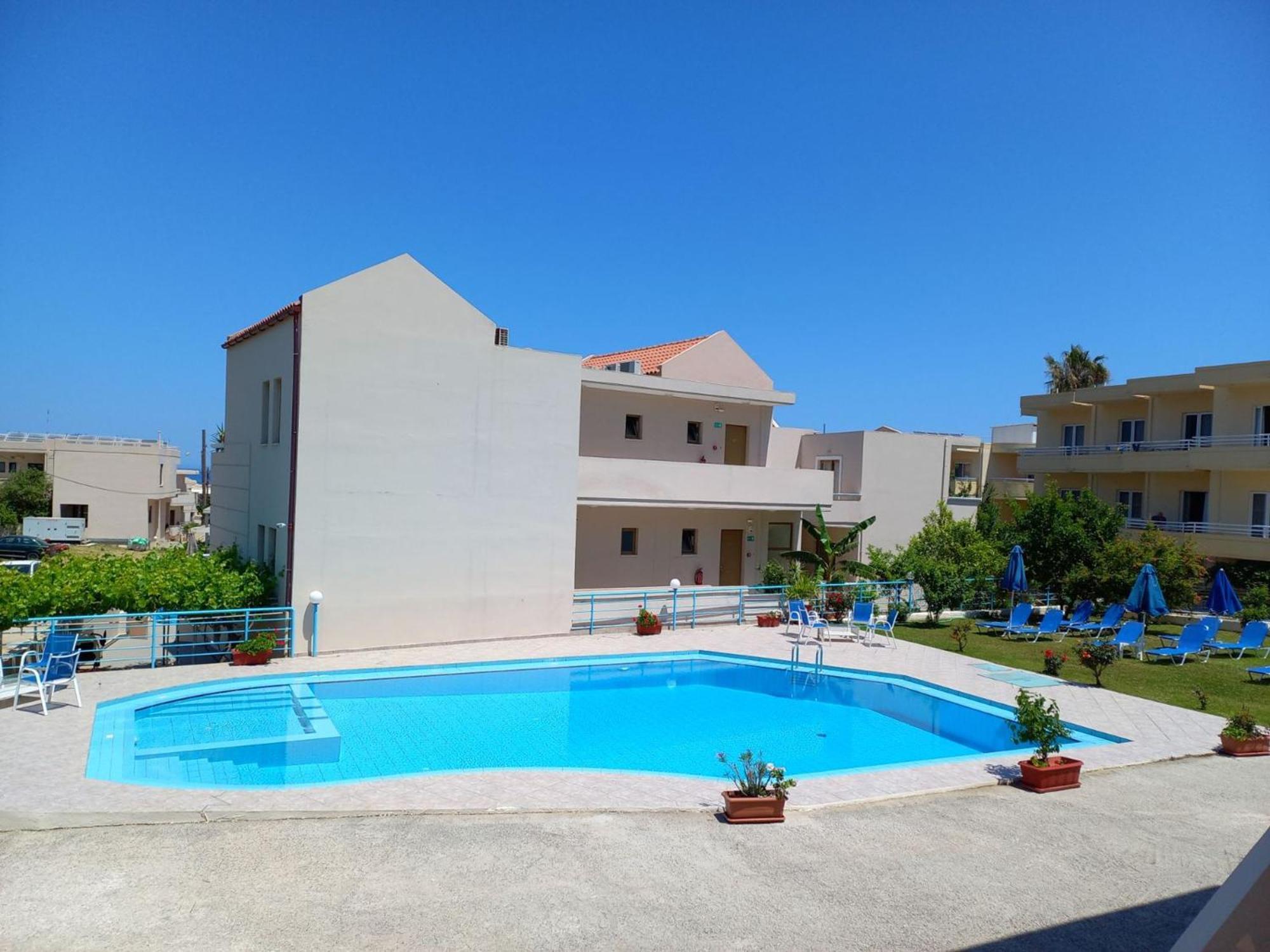 Litinas Apartments With Pool Agia Marina  ภายนอก รูปภาพ