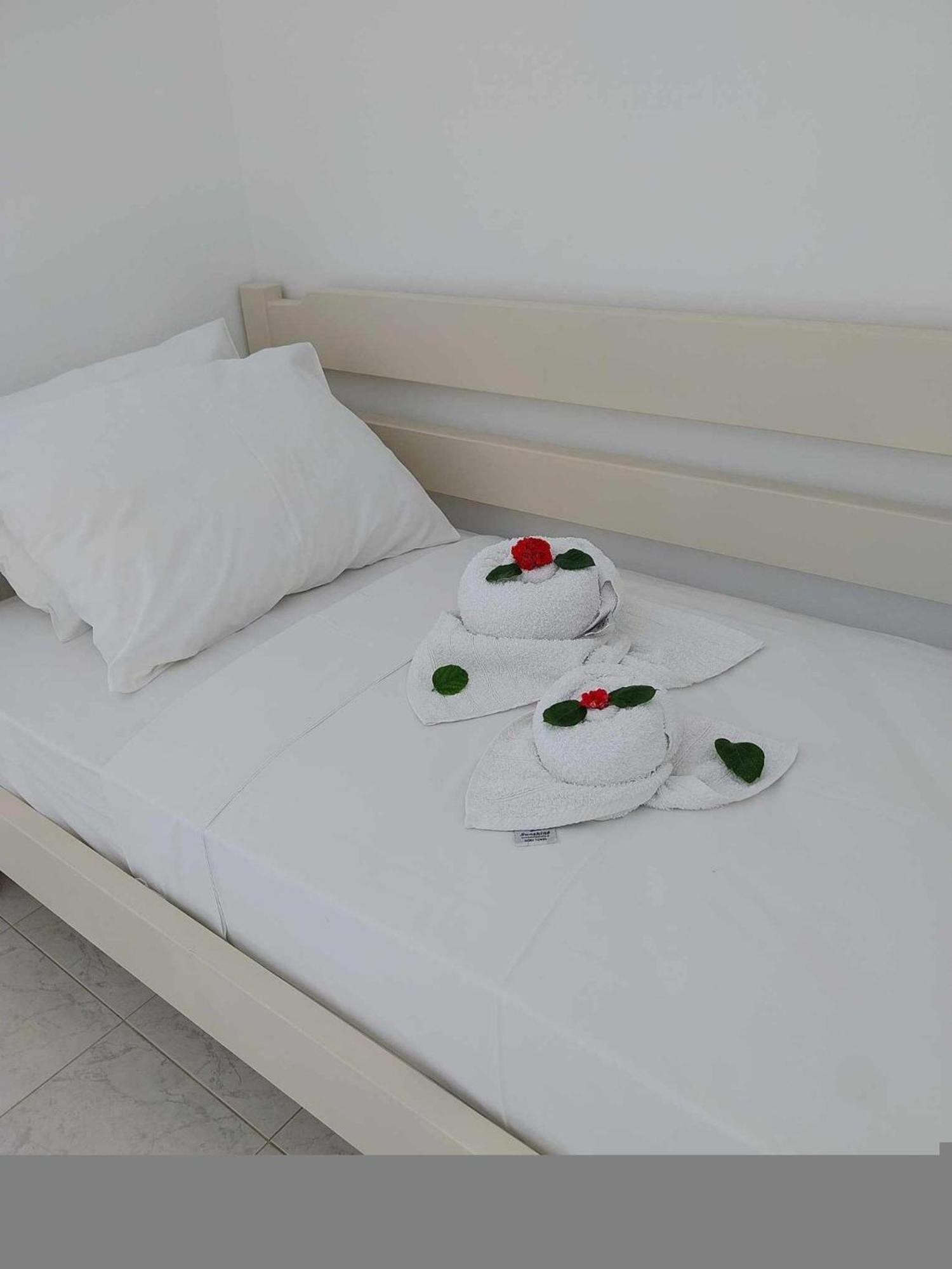 Litinas Apartments With Pool Agia Marina  ภายนอก รูปภาพ