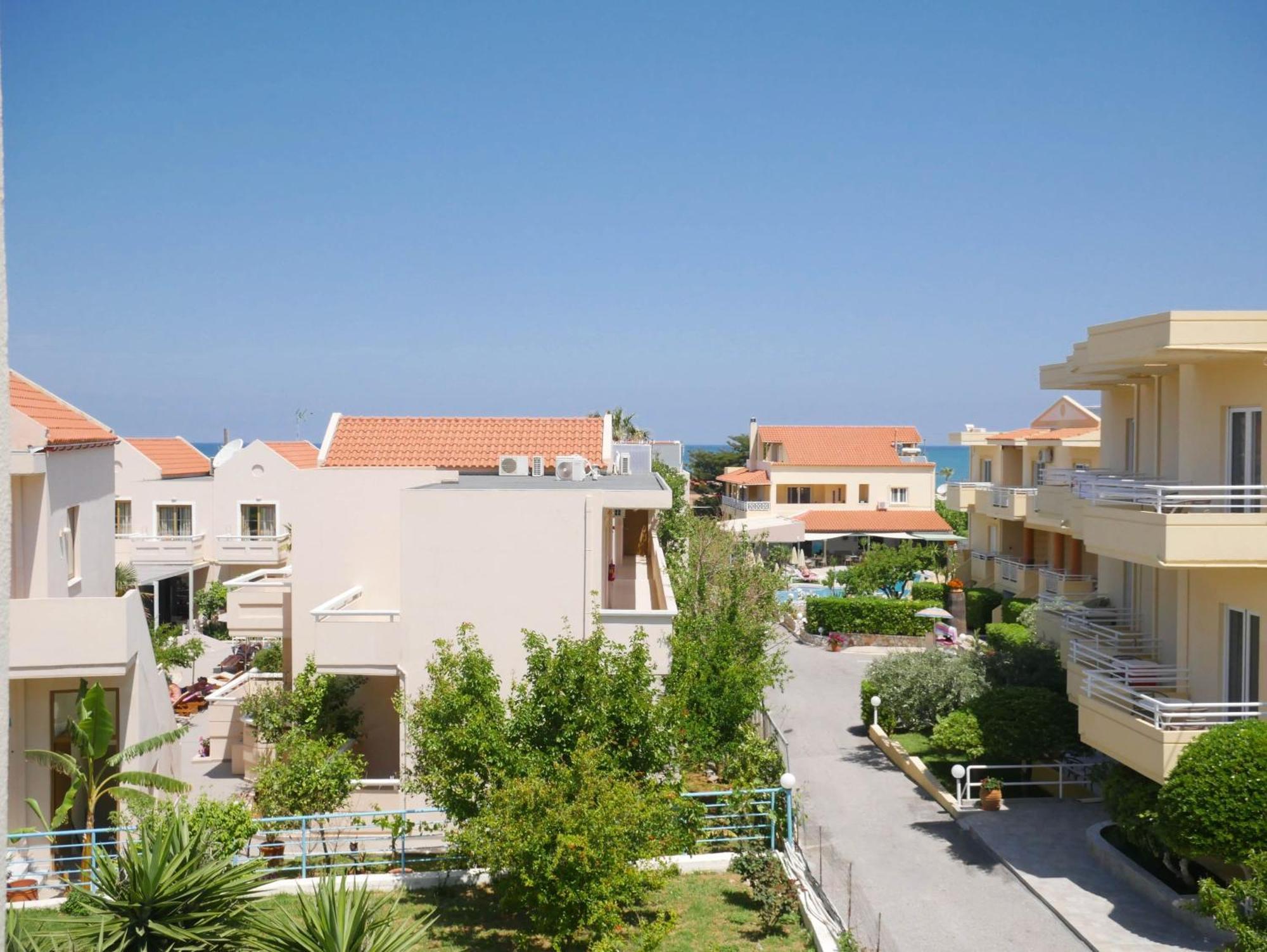 Litinas Apartments With Pool Agia Marina  ภายนอก รูปภาพ