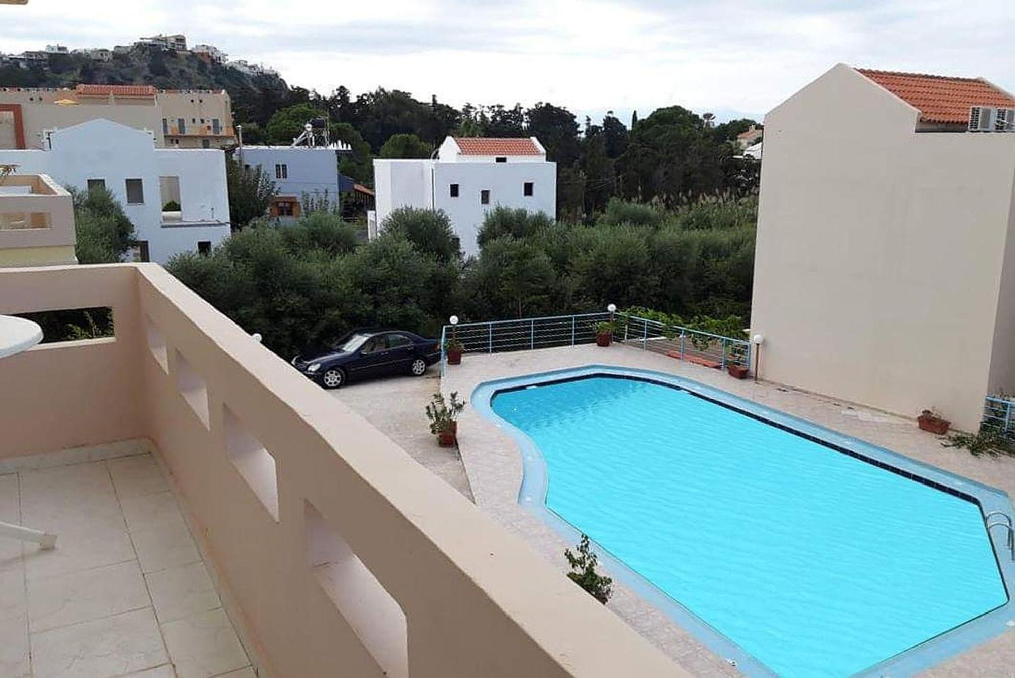 Litinas Apartments With Pool Agia Marina  ภายนอก รูปภาพ