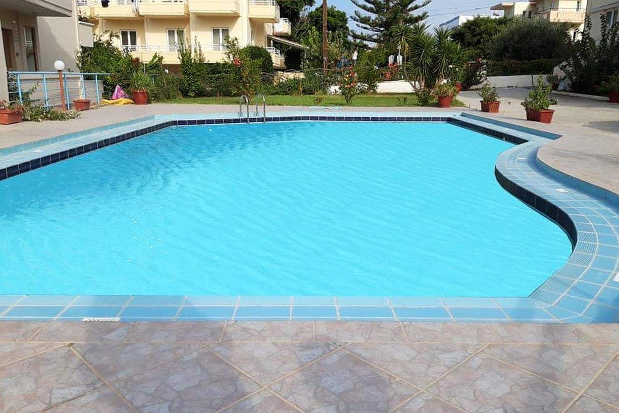 Litinas Apartments With Pool Agia Marina  ภายนอก รูปภาพ